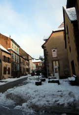 Schnee in La Petite Pierre von Hihawai